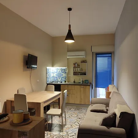 San Vito 9 Apartment *